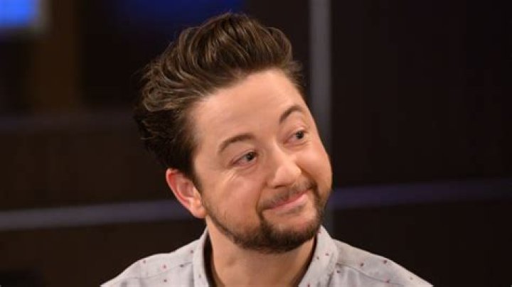 Britt Is Shocked That Spinelli Is A Match On Her Dating App