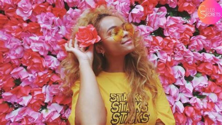 Catch Our Exclusive Photo Shoot with Rachel Crow – Celeb Secrets