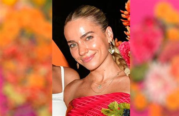 Emilie Cocquerel | Queen Alianor, The Letter For The King, Siblings, Sisters, Brother, Wikipedia, Wiki, Bio, Career, Relationship, Parents, Age, Netflix