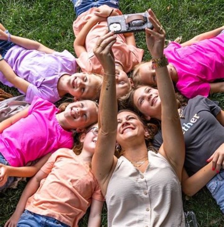 Getting All The Busby Girls In One Selfie Is No Easy Task