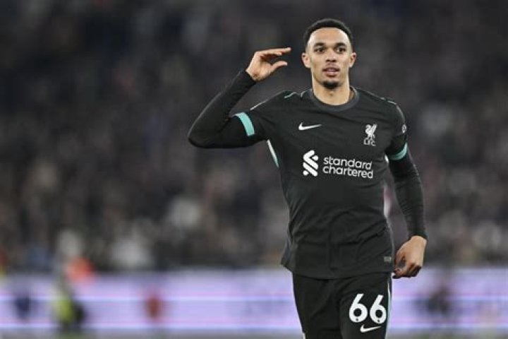 Histoire de l'enfance Trent Alexander-Arnold Plus Untold Biographie Faits