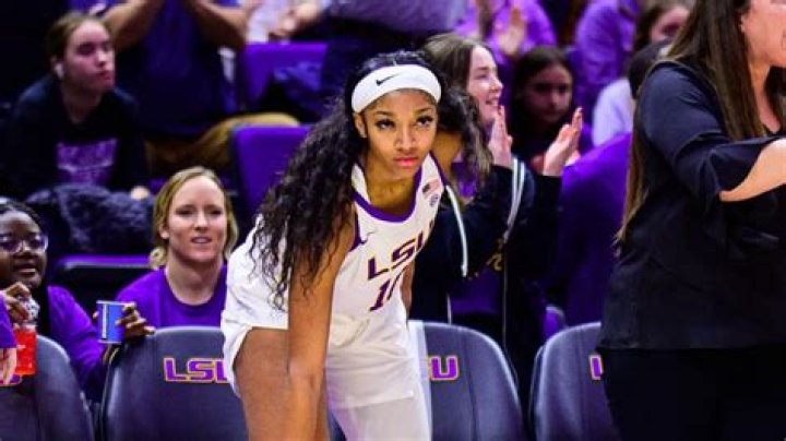 Is Dricus Du Plessis Gay? Married? Sexuality Details!