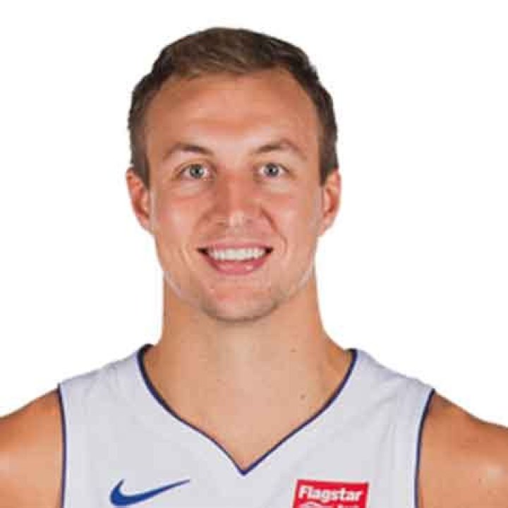 Luke Kennard Bio-salary, net worth, contract, stats, age, career, nationality, girlfriend, relationship, married, height, weight