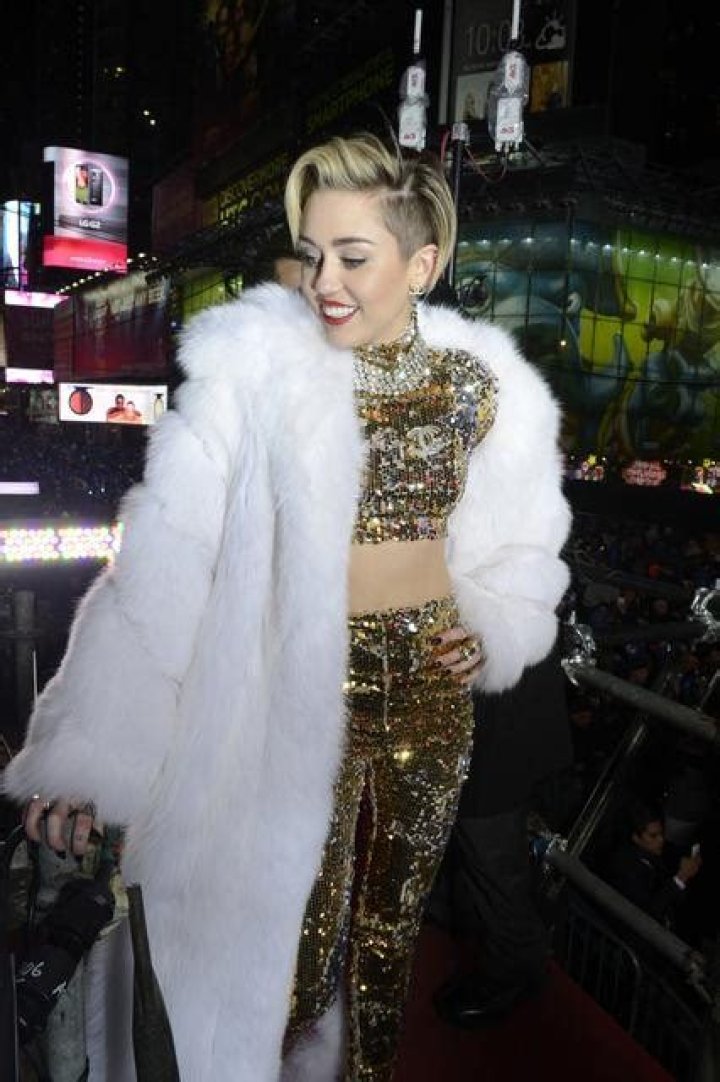 Miley Cyrus – Celeb Secrets