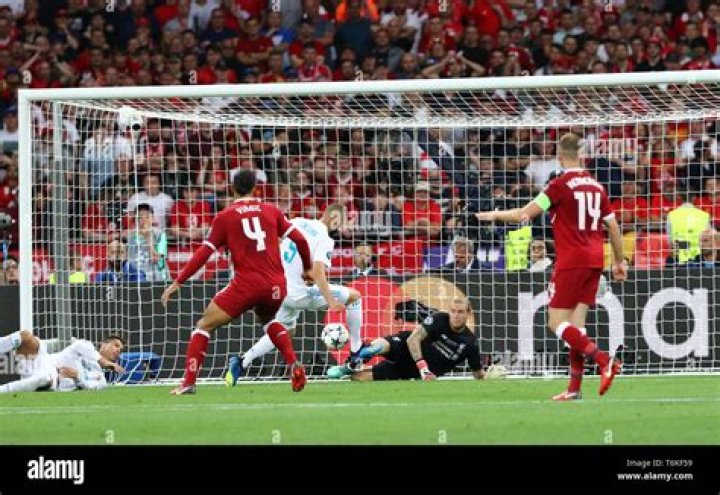 
Police investigate death threats to Liverpool goalkeeper' Loris Karius following UEFA Champions League defeat